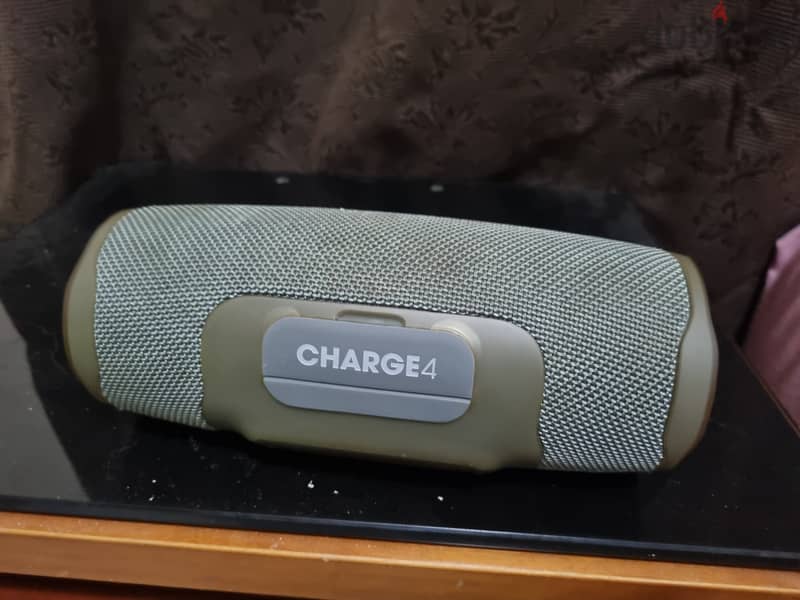 سماعة بلوتوث jbl charge مستعملة للبيع 1