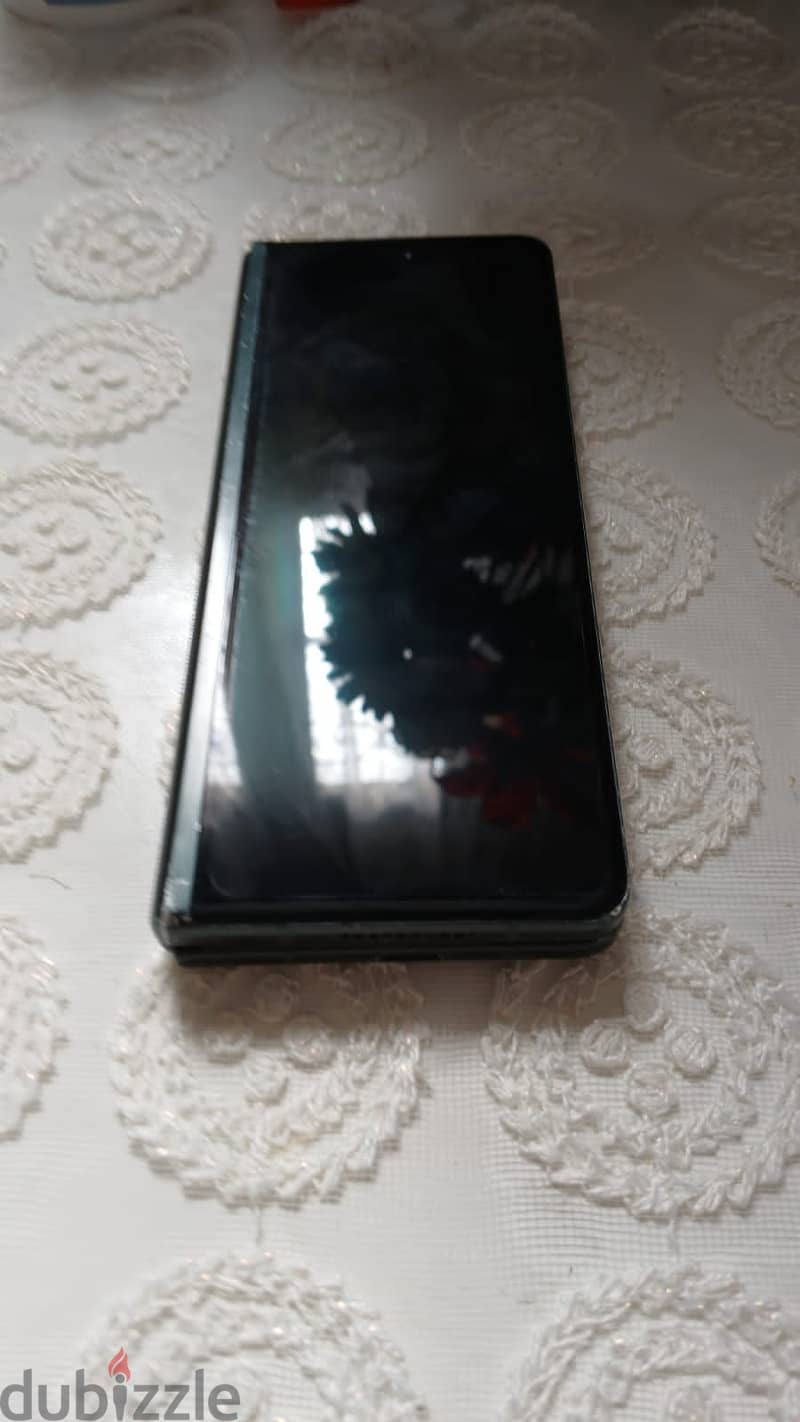 Samsung Galaxy fold 3 3