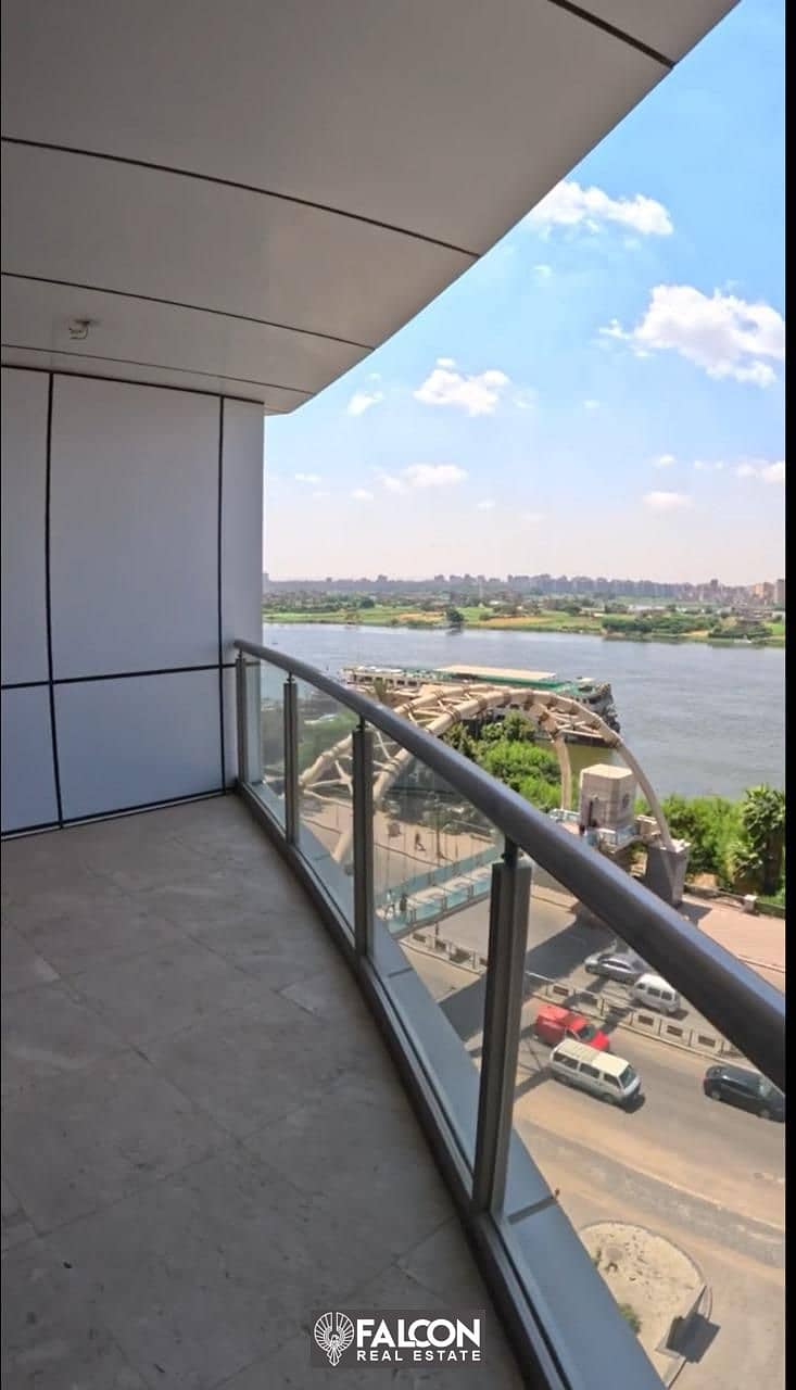 Receive now a ready-to-move-in hotel apartment with furniture and appliances, with a fantastic view of the Nile, with a 25% down payment and installme 4