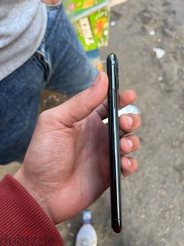 iPhone 11 Pro max 1