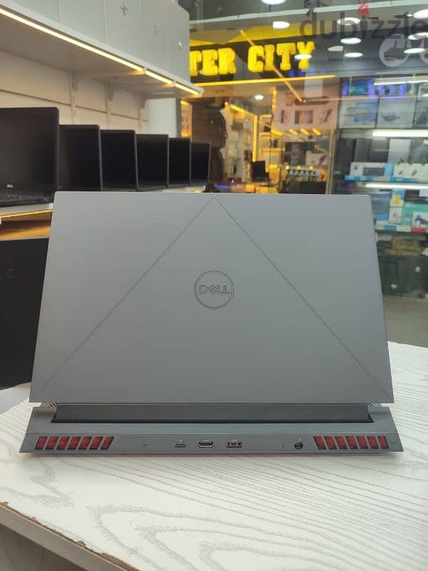 DELL G15 5530 حالة زيييييييرووووووووووو وارد فرنسا بضمان سنة 2