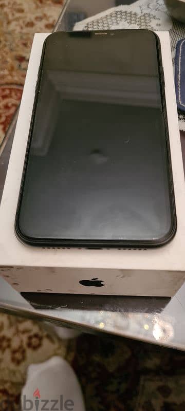 iPhone 11 with cover and box 4