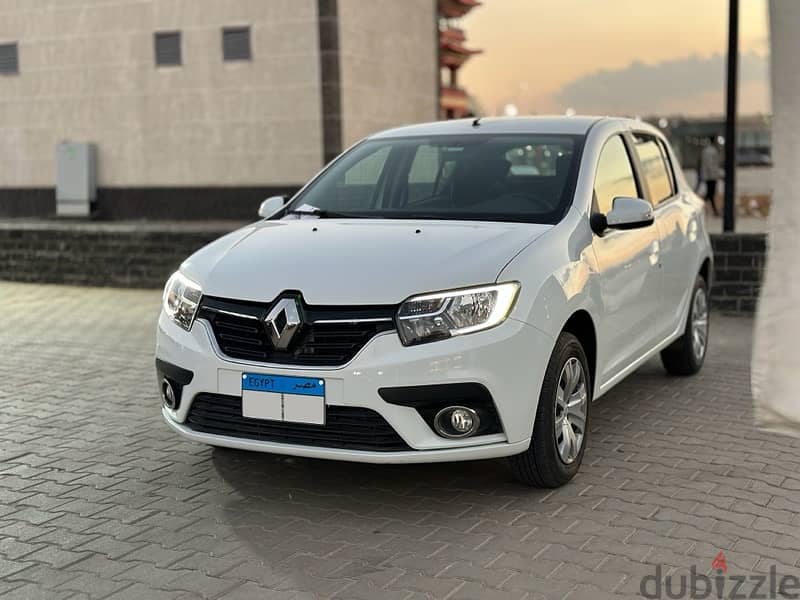 Renault Sandero 2023 touch screen | سانديرو كسر زيرو 1