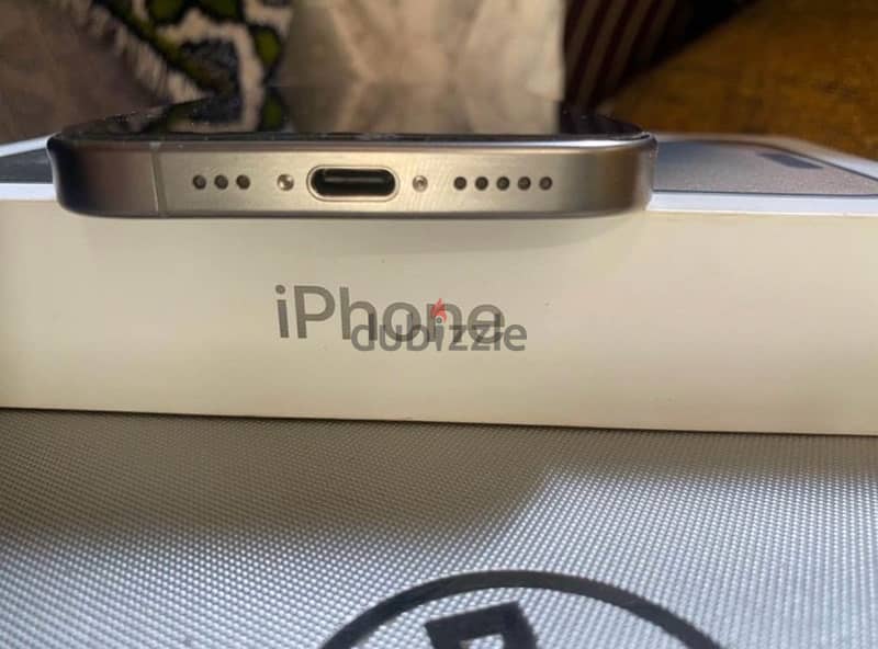 iphone 15 pro 128 with apple care plus ايفون ١٥ برو 3