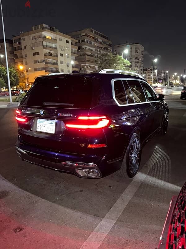 BMW X7 M60 2024 3