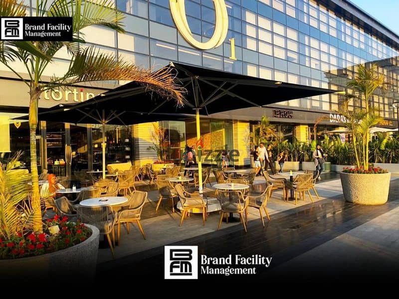 restaurant for rent  200m - the best market price - prime location with a mall frontage - New Cairo (First Settlement) 0