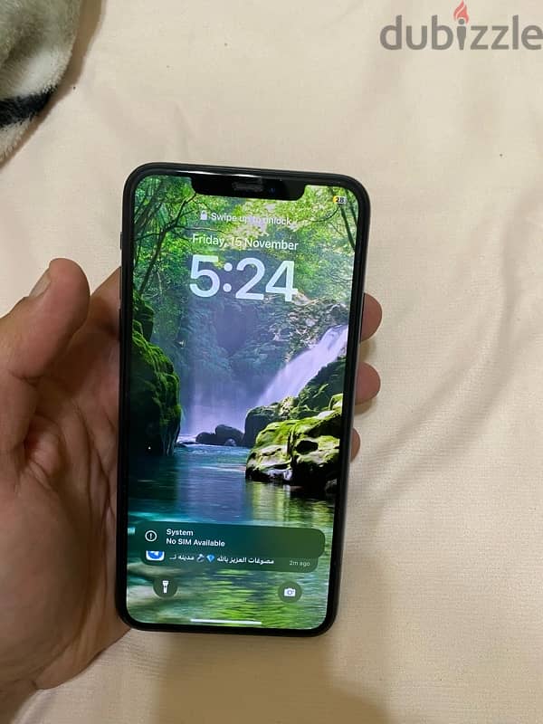 للبيع iphone 11 برو ماكس 7