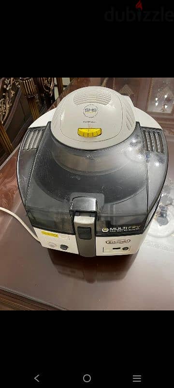 قلابه بدون زيت بحاله جيده جدا ماركه Delonghi سعر الجديد ١٤٠٠٠ الف