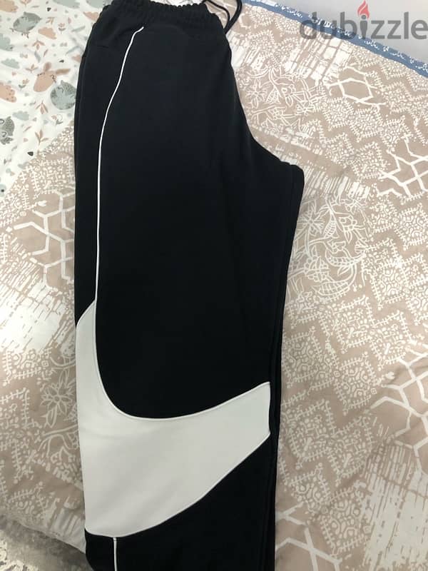 nike sleece print pants 3