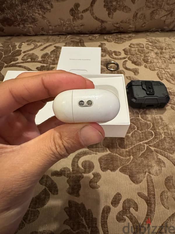 AirPods Pro gen 2 type C mag safe 4