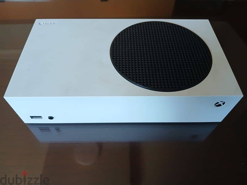 Xbox series S zero like new 5