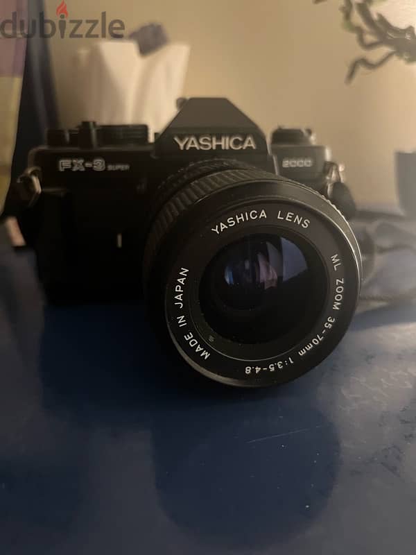 Yashica FX 3 super 2000 1