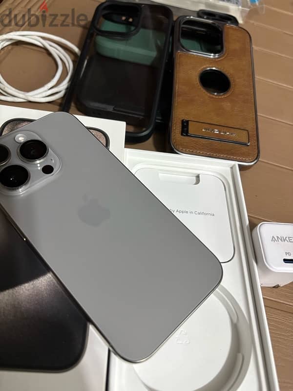 iphone 15 pro 256 Middle East 5