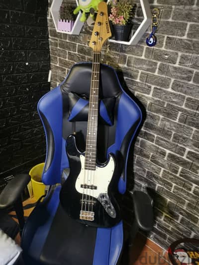 For sale bass guitar Suzuki good use