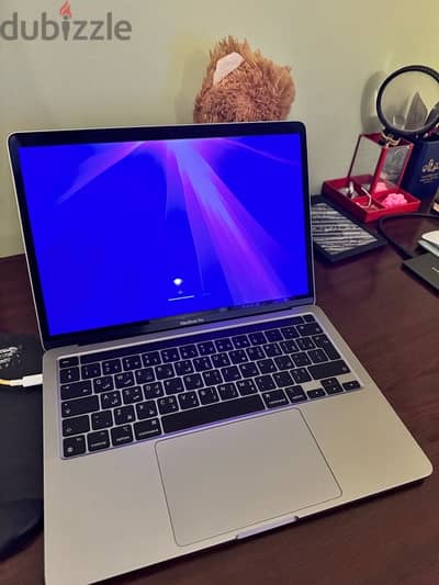 Macbook Pro M1 حاله ممتازه بكامل مشتملاته