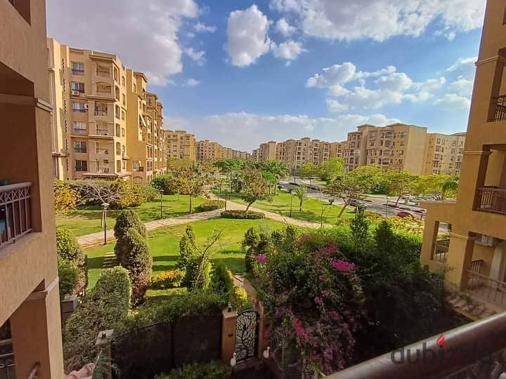 Apartment 135 sqm just steps from the open-air mall for sale, model 200 sqm, close to amenities and Gate 1 Madinaty, near Central Park, with a garden 0