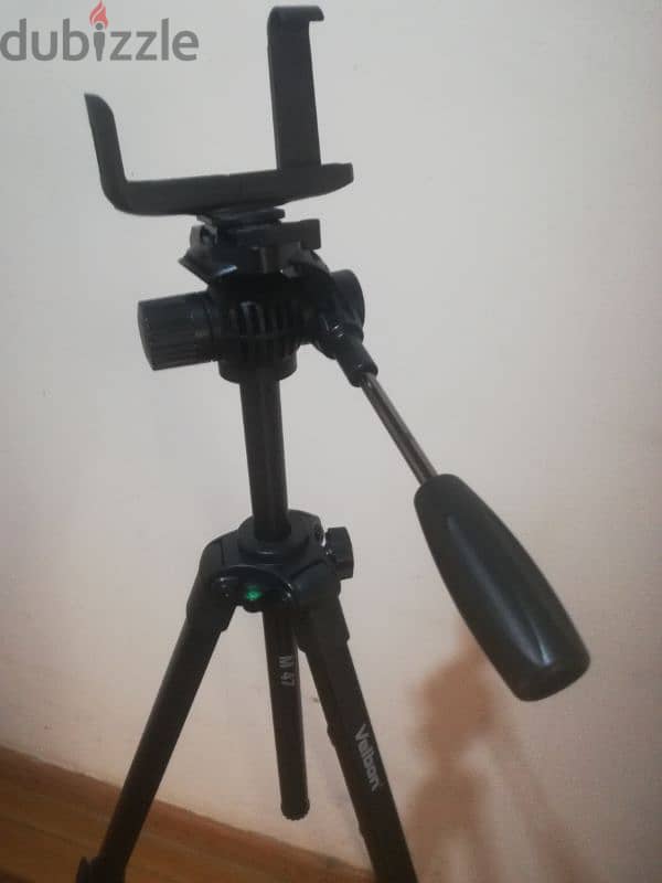 Tripod 2