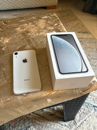 iPhone XR 64G