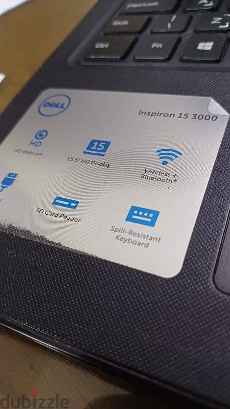 Dell Inspiron 15 3000 0