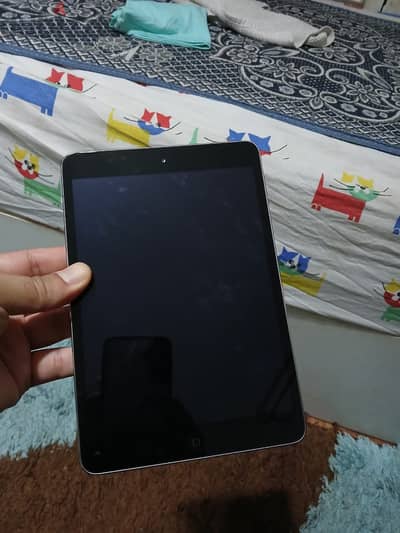 ipad mini gen2 حالة ممتازة