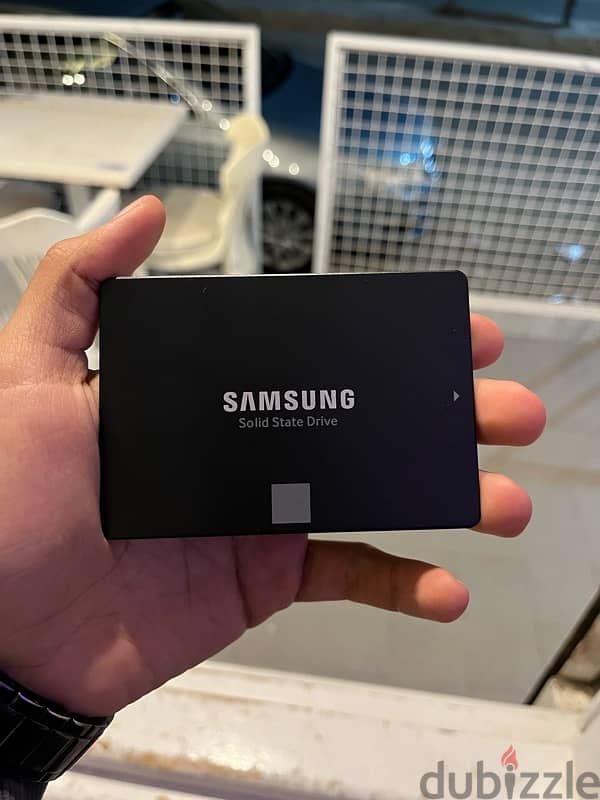 hard SSD samsung  850 EVO 500 GB 0