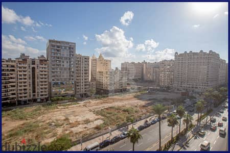 Apartment for sale, 580 meter , Smouha (Fawzi Moaz Street - Brand Buildings)