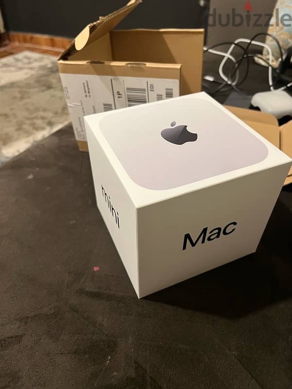 Mac mini m4 16 gb RAM 256GB-ماك ميني M4 3