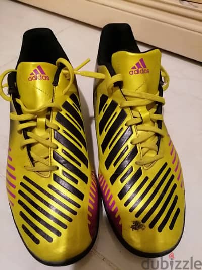 Adidas predator football shoes