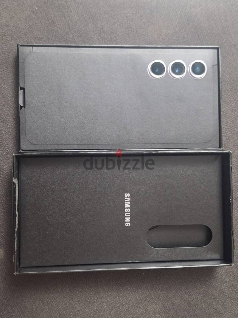 Samsung S23 - 256 G - New 2