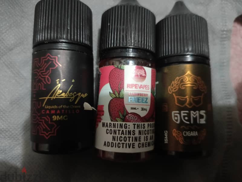 Vape liquid ثلاثة زجاجات ليكويد فيب سجائر منها زجاجة بريميم 0