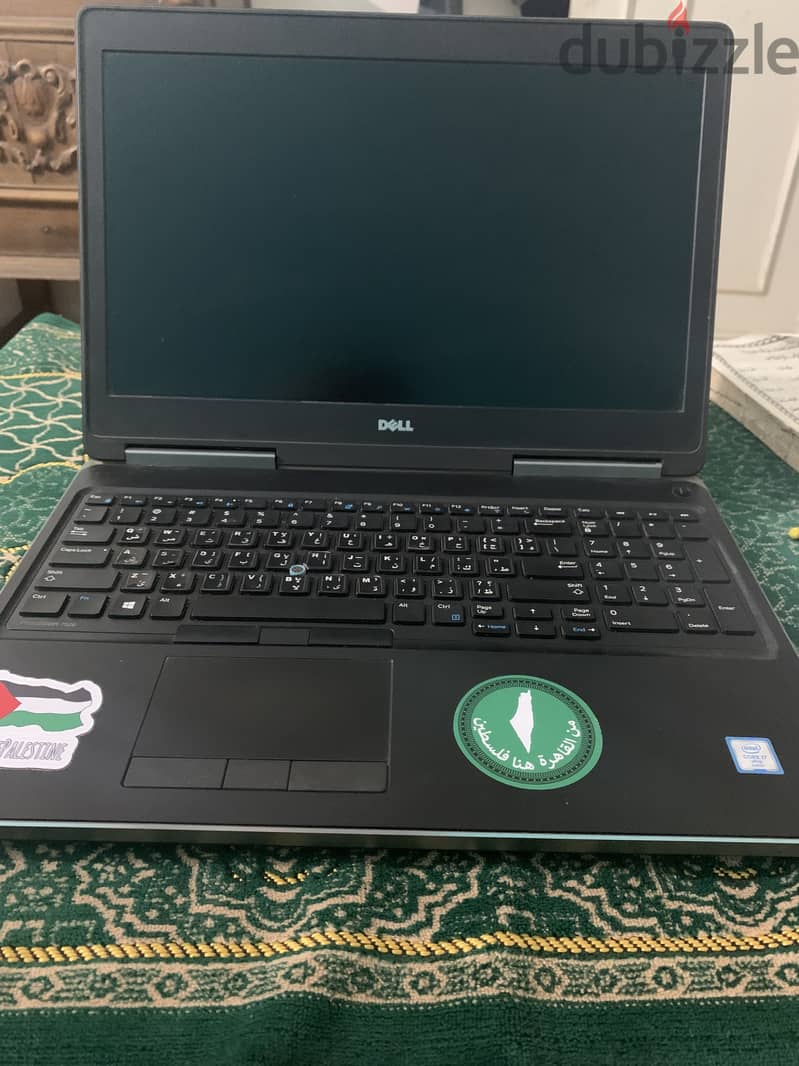 DELL Precision 7520 2