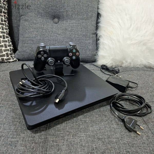 PS4 Slim 500 gb وارد السويد كسر زيرو 0