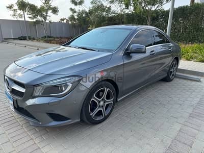 Mercedes-Benz CLA 200 2014