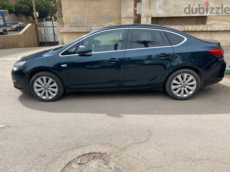 Opel Astra 2017 3