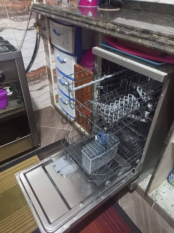 dishwasher brand (white point) 0