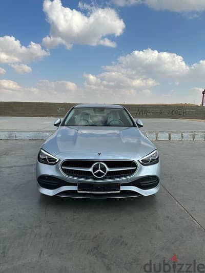 Mercedes C180 2023 Avantgarde 7,000KM (Import)