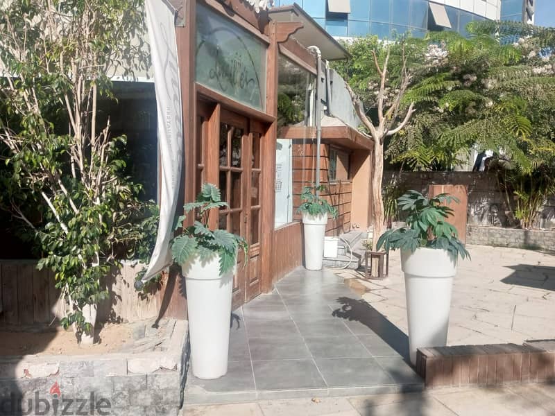 محل للايجار يصلح مطعم او كافية -  Shop For Rent In Restaurant complex 0