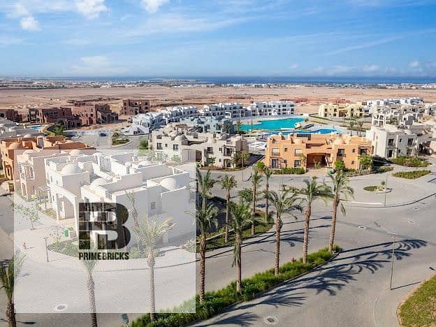 For sale, a 133-meter finished chalet with a view on the lagoon in New El Gouna, Makadi Heights, in installments 2