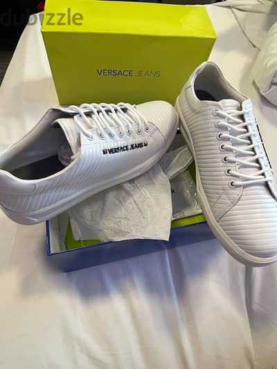 VERSACE brand new white sneakers - 100% authentic - size 45