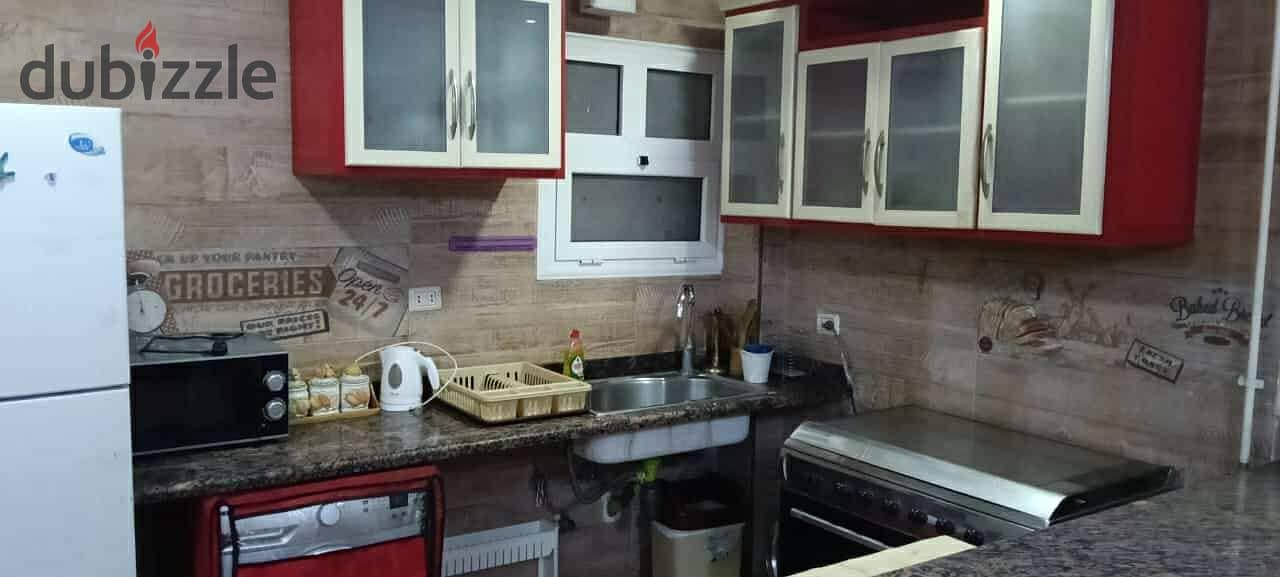 للبيع شقة طرفية في b7 بمدينتي ، garden view ، خلف النادي مباشرةً ، قريبة من خدمات ال b7 و central park  و ال south park و الحركة. 11