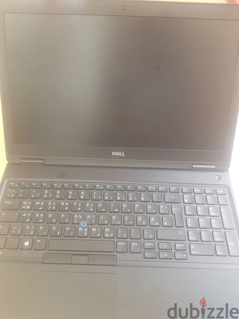 للبيع 5 لابات dell 5580 بحالة ممتازة 0