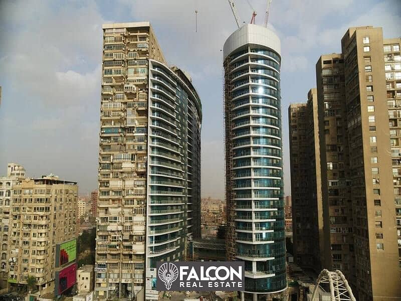 Apartment 124 m, immediate delivery, services (Hilton), hotel finishing, directly in front of the Nile in Nile Pearl Towers 6