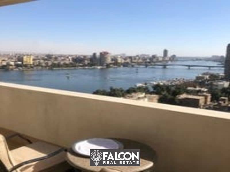 Apartment 124 m, immediate delivery, services (Hilton), hotel finishing, directly in front of the Nile in Nile Pearl Towers 18