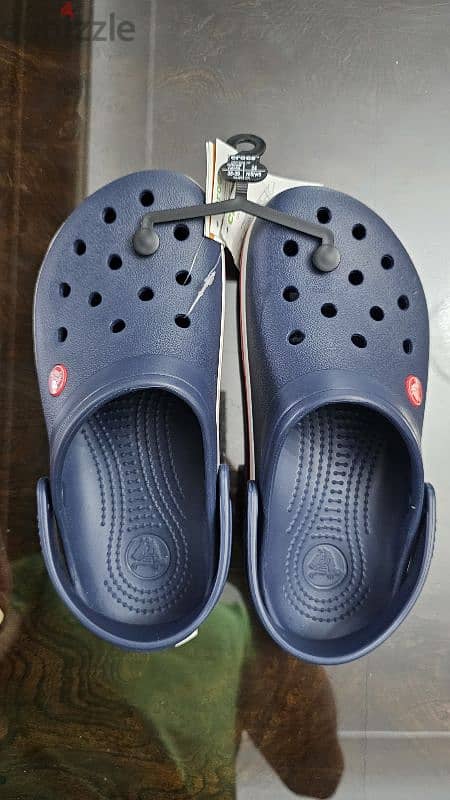 New unisex crocs 2