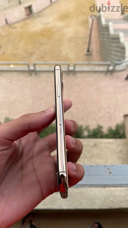 iPhone 11 Pro 1