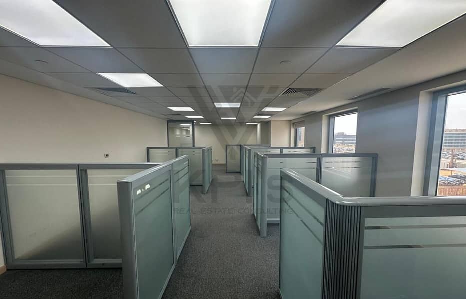 Office for Rent in Banks Area - Special Location - South Teseen Street 4