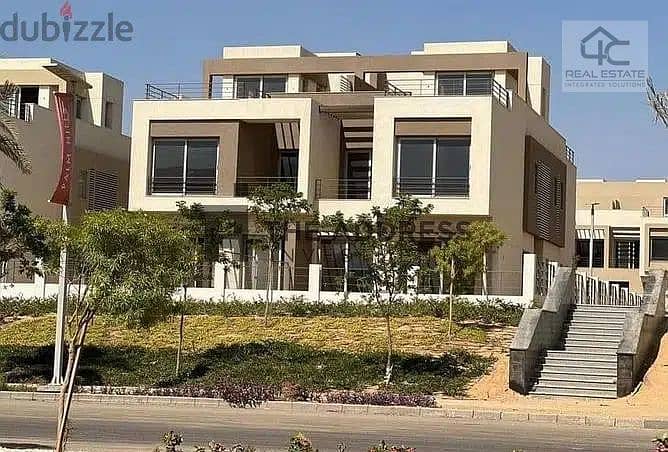 for sale town house classic on landscape bahry 215m with installment in hyde park 0