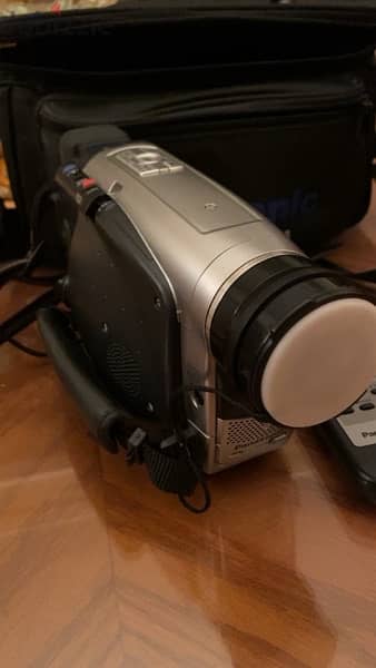 Panasonic NV-VS5 - Movie Camera Camcorder 3