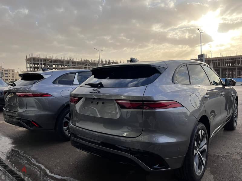 Jaguar F-Pace 2024 R Dynamic 2