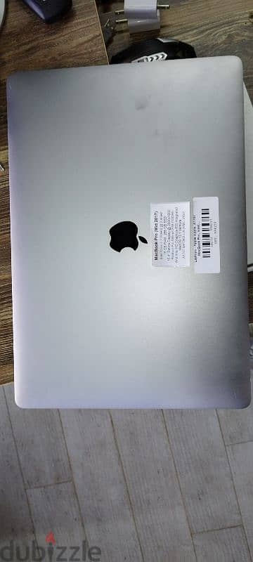 APPLE MACBOOK PRO 15 INCH 2019 like New 3